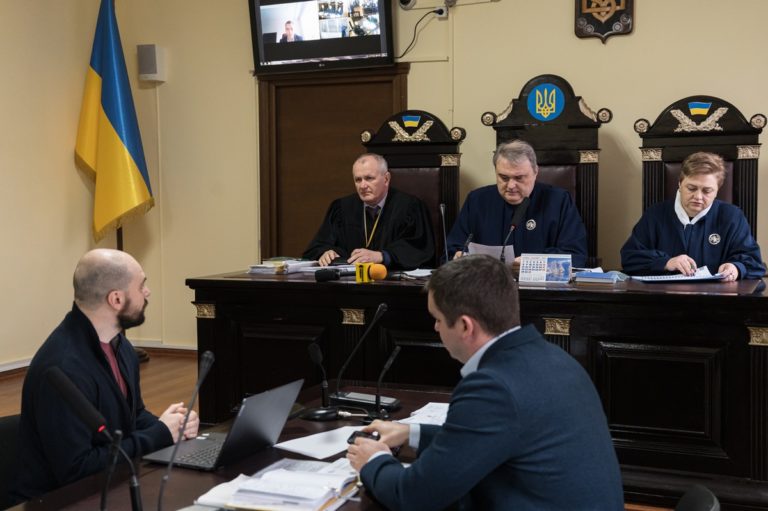 Стаття про нардепа Фріса, який є публічною особою, становить значний суспільний інтерес, – постанова апеляційного суду