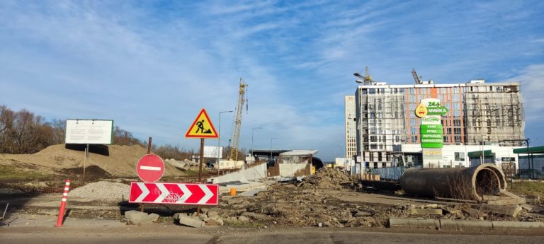 Не 24, а 26 серпня: Марцінків назвав нову дату, коли проїдеться (ще не знати на чому) новим мостом на Пасічну