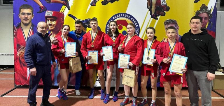 Прикарпатські спортсмени здобули шість медалей на Кубку України з боротьби самбо