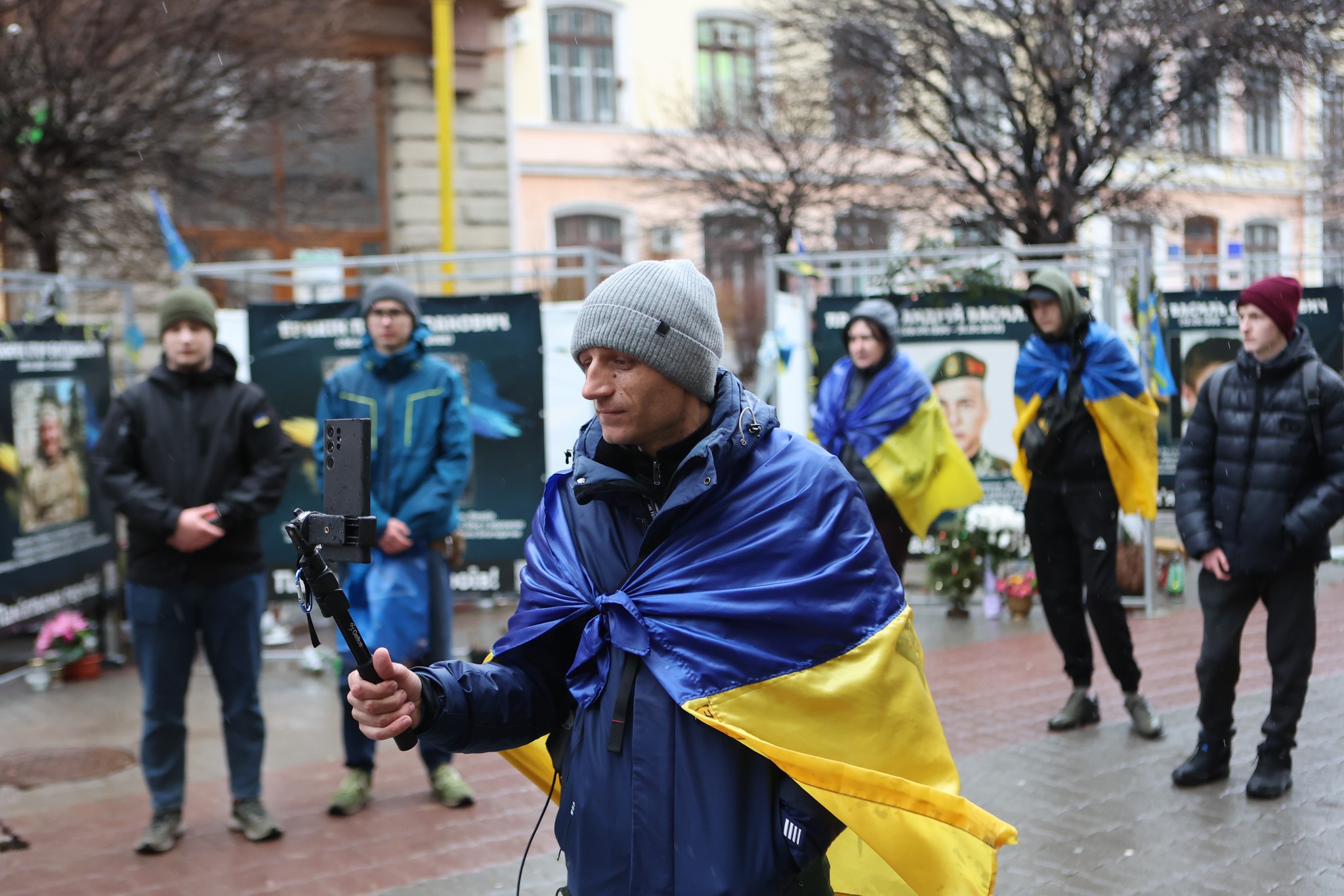 Азовець Петро Скрипка пройшов від Києва до Франківська на підтримку військових (ФОТО, ВІДЕО)