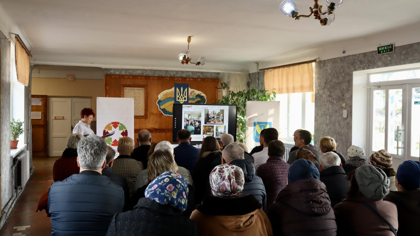Торік у селі на Коломийщині витратили майже 5,5 мільйонів на ремонти шкіл (ФОТО)