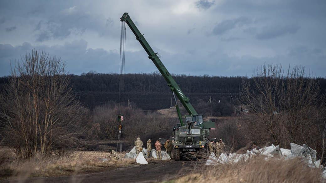 Коломия виділила гроші на будівництво оборонних споруд на Донеччині