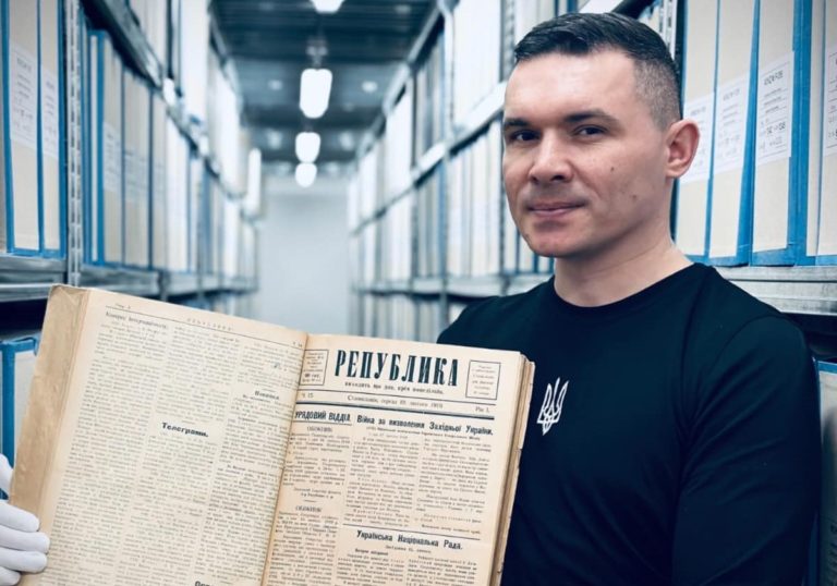 На Франківщині оцифрують давні газети, журнали та вісники (ФОТО)