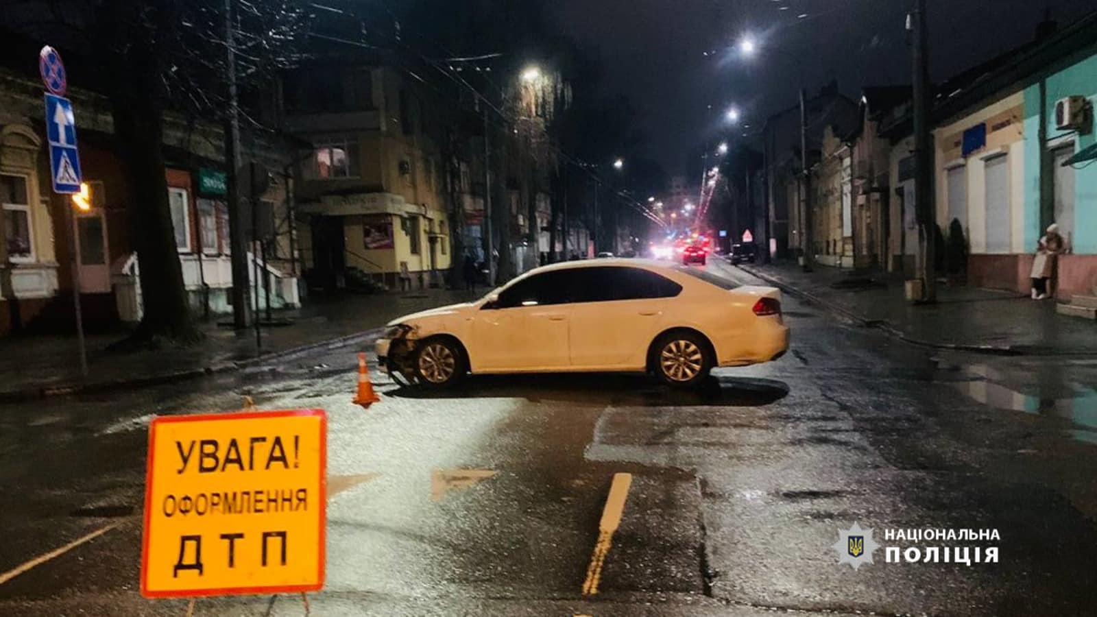 У Франківську зіткнулися мотоцикл та авто: 20-річний водій двоколісника в лікарні (ФОТО)