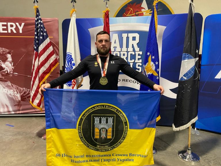 Нацгвардієць Юрій Гапончук з Франківська виборов “золото” на змаганнях ветеранів у США (ФОТО)