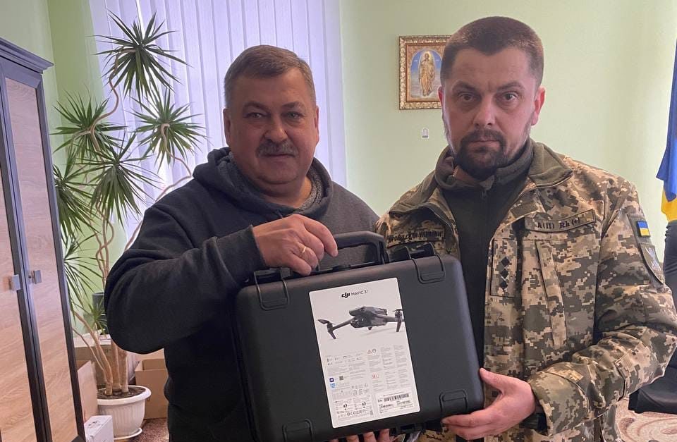 Військові віддячили Городенці за переданий коптер оригінальним подарунком (ФОТО)