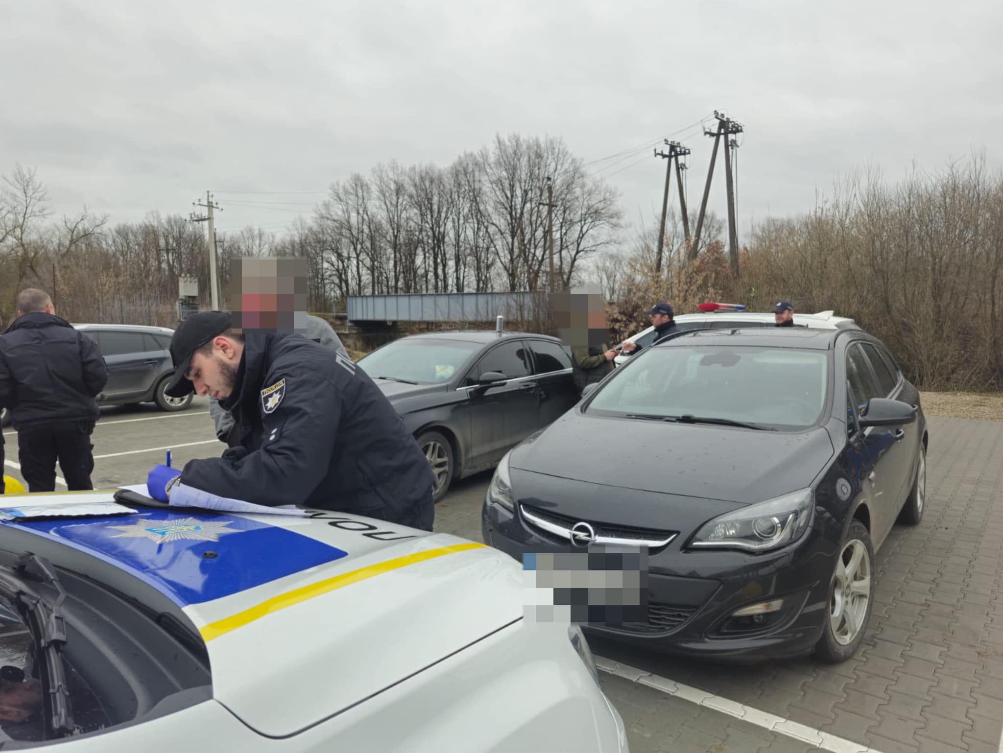 В Коломиї водій у стані наркотичного сп’яніння намагався відкупитися від поліції