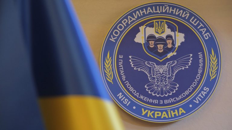 Шахраї видурюють гроші в сімей полонених і зниклих безвісти військових, обіцяючи повернути їх додому