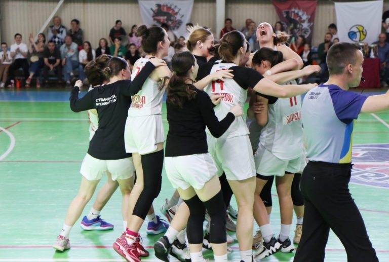 Баскетболістки “Франківськ-ПНУ” – чемпіонки Вищої ліги (ФОТО)