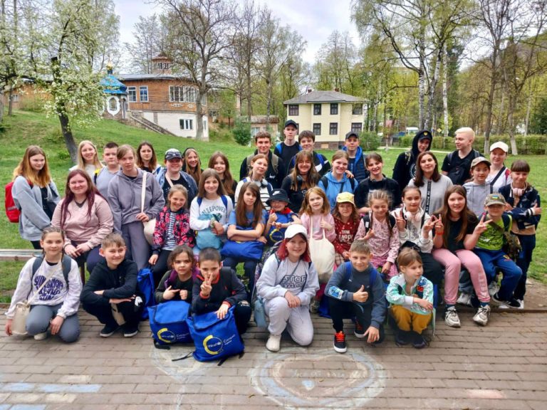 80 дітей з прифронтових регіонів приїхали відпочити на Прикарпаття (ФОТО)
