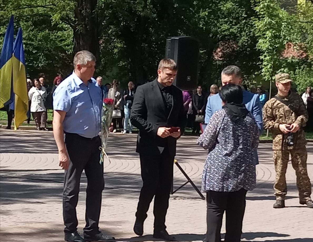 Прикарпатця Руслана Юхненка посмертно нагородили орденом “За мужність” ІІІ ступеня (ФОТО)