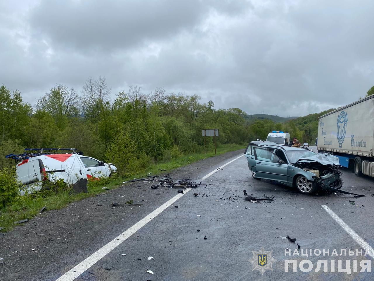 У ДТП на Закарпатті загинув франківець (ФОТО)