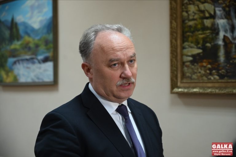 Сексуальна освіта чи особиста гігієна: прикарпатські школи можуть кликати студентів-медиків читати лекції