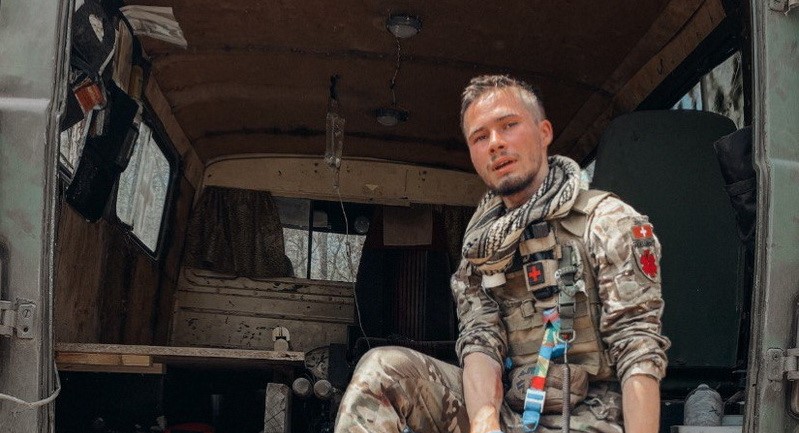 Від акробата до гвардійця: історія 23-річного військового медика з Франківська Іллі Зелінського (ВІДЕО)
