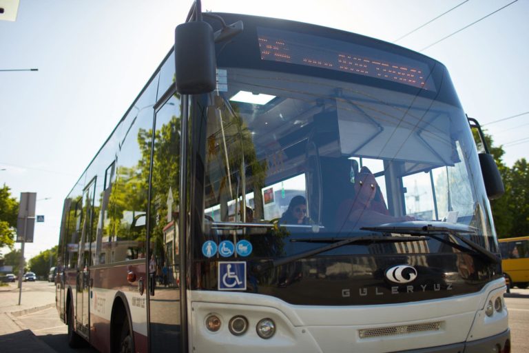 З Мазепи до ЦУМу по Набережній: у Франківську запрацював новий комунальний маршрут (ФОТО)