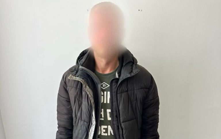 Вдерся в кімнату, поки жінка спала: на Надвірнянщині затримали грабіжника (ФОТО)