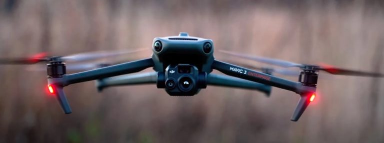 Майстерність у повітрі: Вивчаємо можливості квадрокоптера DJI Mavic 3T