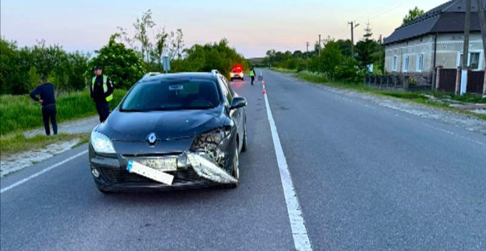 На Рогатинщині під колеса авто потрапив 10-річний хлопчик: він помер у лікарні (ФОТО)