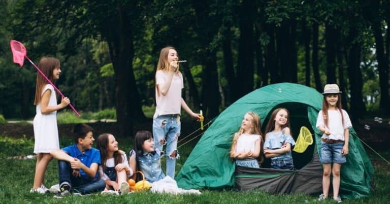 В яку літню школу записати дитину у Франківській громаді (КОНТАКТИ)
