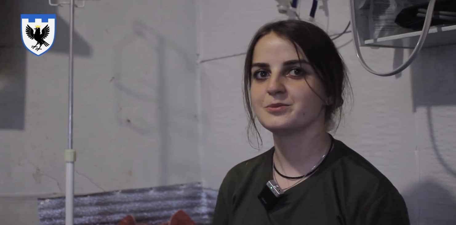 “Декілька разів ходила до ТЦК, але відмовляли”: історія Надії Озар, яка працює на евакуації у прикарпатській ТрО (ВІДЕО)