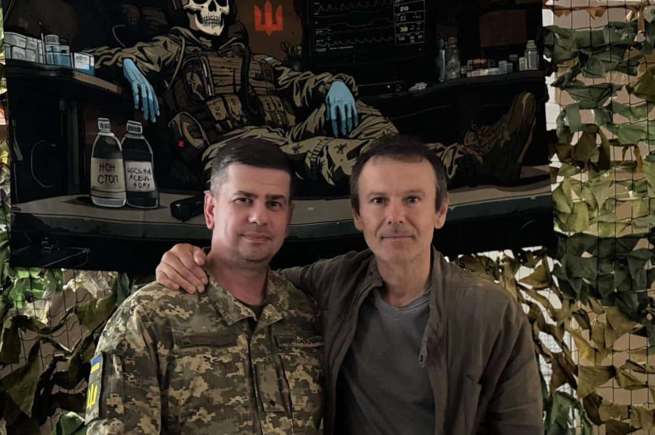 Гурт “Океан Ельзи” відвідав калуських бійців на передовій (ФОТОФАКТ)