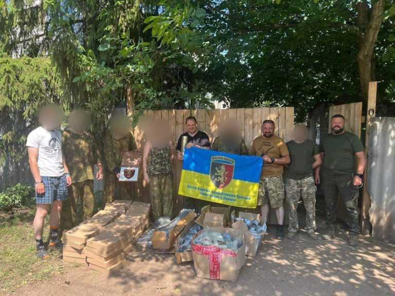 Місто передало бійцям на передову ще близько 100 дронів, РЕБи та мавіки (ФОТО)