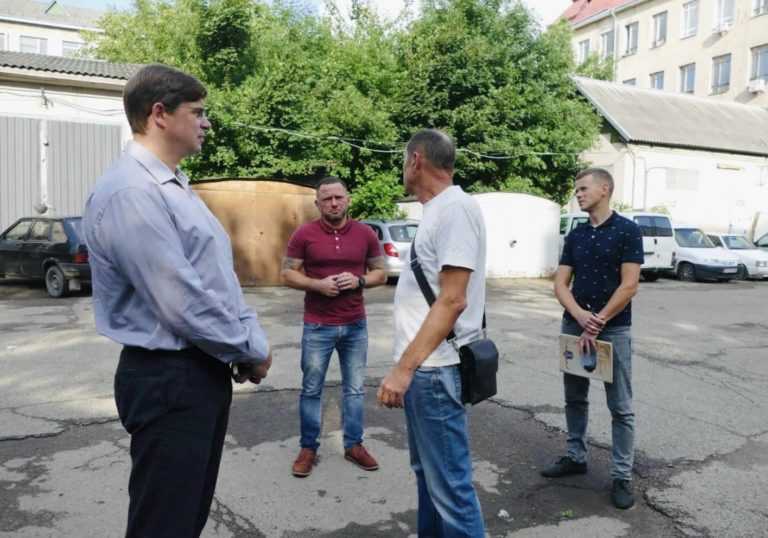 У Калуші 50-річний генератор задимлює квартири людей: міськрада шукає розв’язання проблеми (ФОТО)