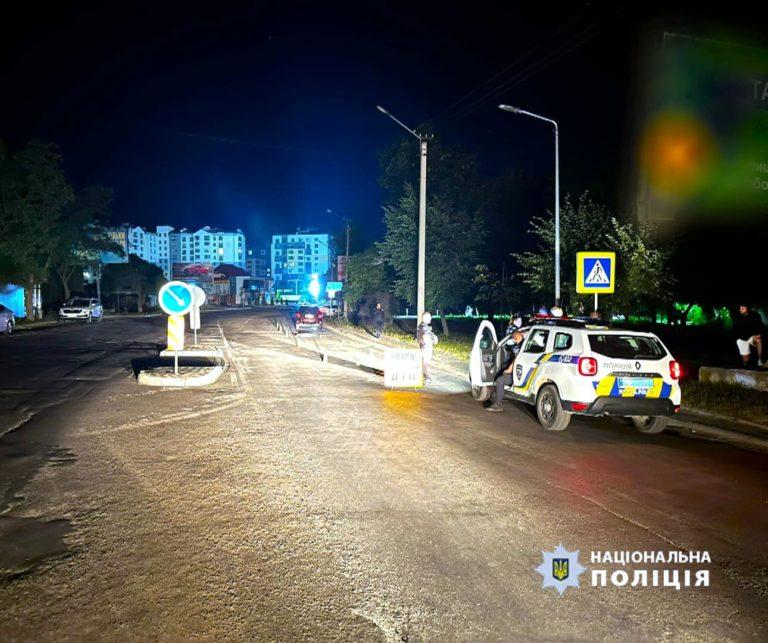У Франківську водійка Mercedes-Benz збила чоловіка на пішохідному переході (ФОТО)