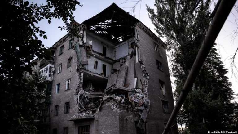 У ЗСУ підтвердили відхід з частини Часового Яру