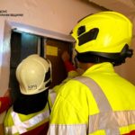 ДСНС відчиняють заблокований ліфт