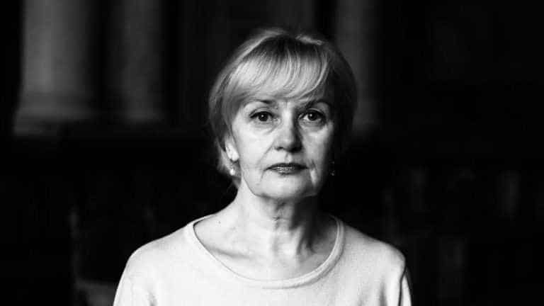 “Вона заслуговує на звання” або “У чому її героїзм”: франківці розділилися думками щодо надання Фаріон “Героя України”