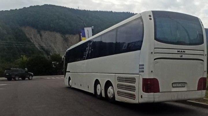 У Яремче на ВЛК забрали водія автобуса з Полтави: у ТЦК підтвердили свої дії, керманич вже на полігоні