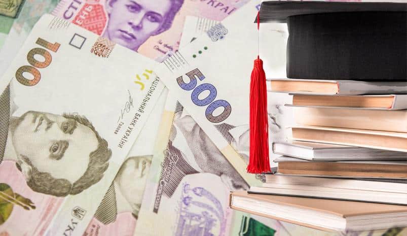 Одинадцятикласник з Городенки отримуватиме стипендії від області та президента України (ФОТОФАКТ)