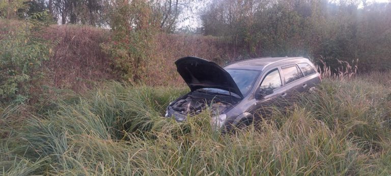 Під Калушем зіткнулися два авто, постраждала жінка (ФОТО)