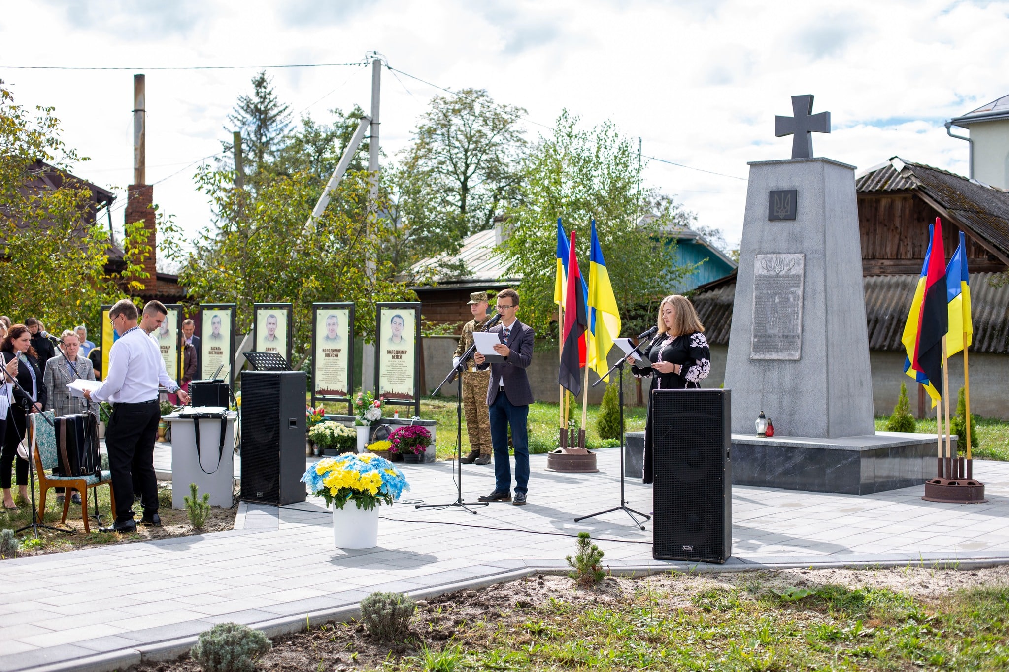 У Братківцях відкрили пам’ятну дошку полеглому Тарасу Андрусяку (ФОТО)
