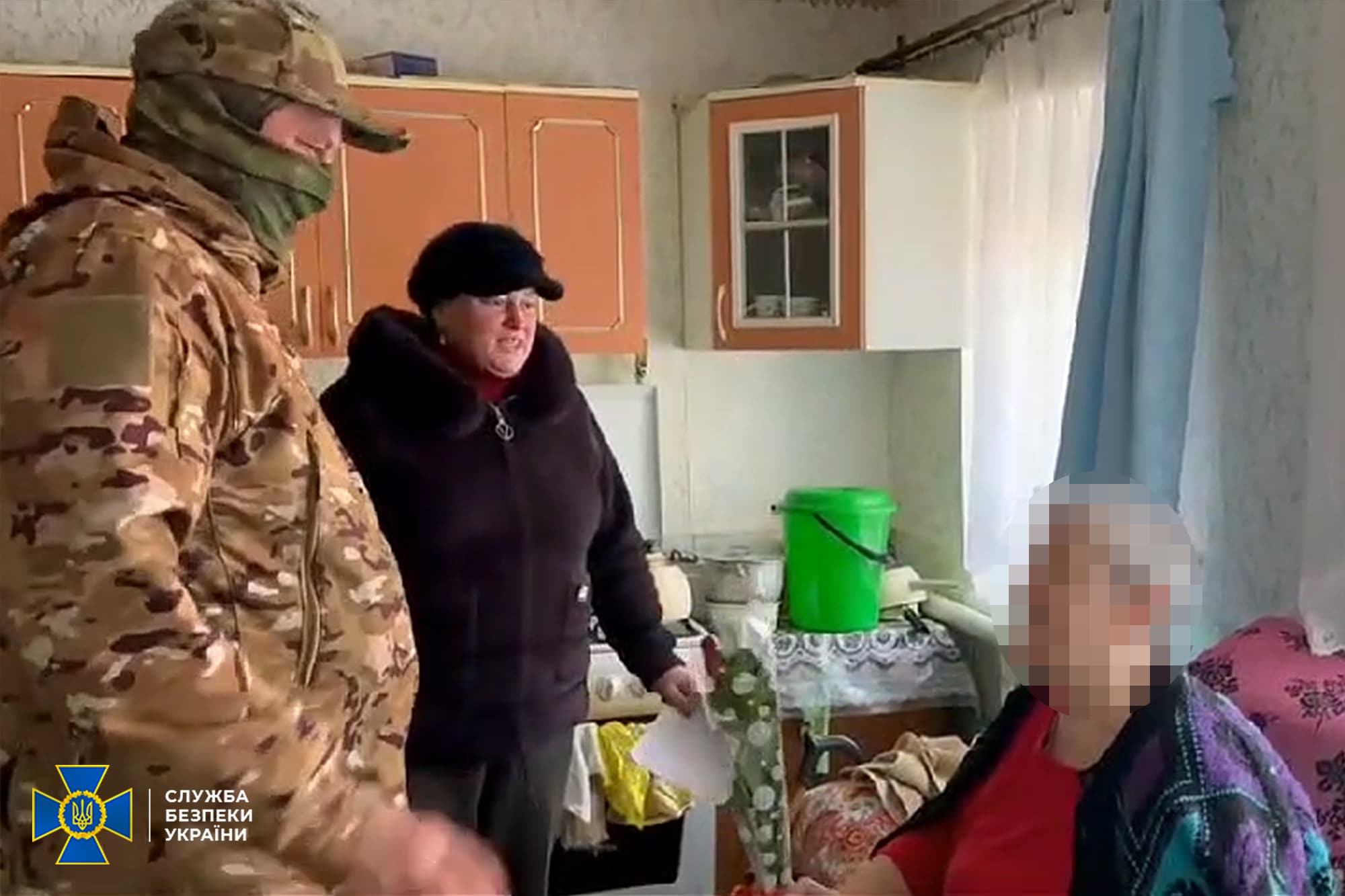 Прикарпатська СБУ зібрала докази на сільську голову, яка насаджує «рускій мір» на Запоріжжі (ФОТО)