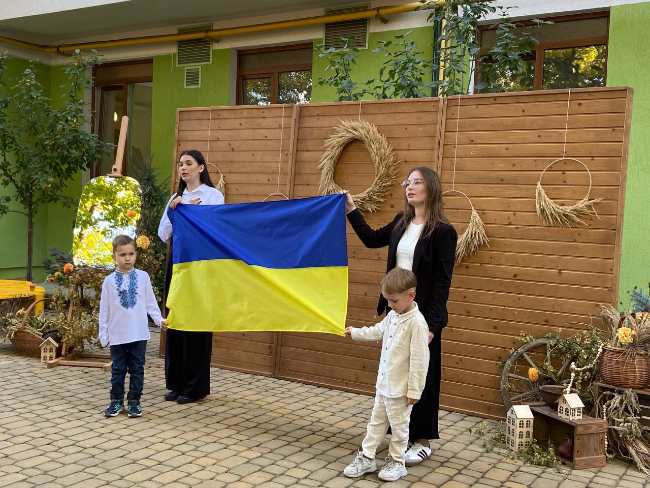 “Я створювала не бізнес, а щасливу сімʼю”, – у Франківську 10-річчя відсвяткувала мережа дитячих садків “Вулик” (ФОТО)