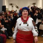 дефіле українському строю