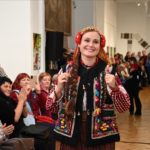 дефіле українському строю