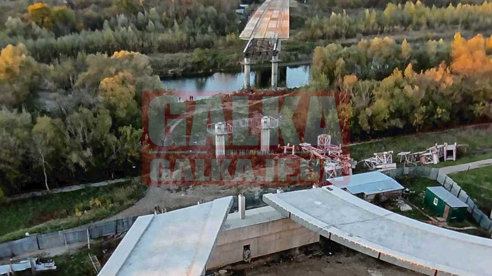 Як виглядає міст-довгобуд на Пасічну у жовтні 2024 (ФОТОРЕПОРТАЖ)