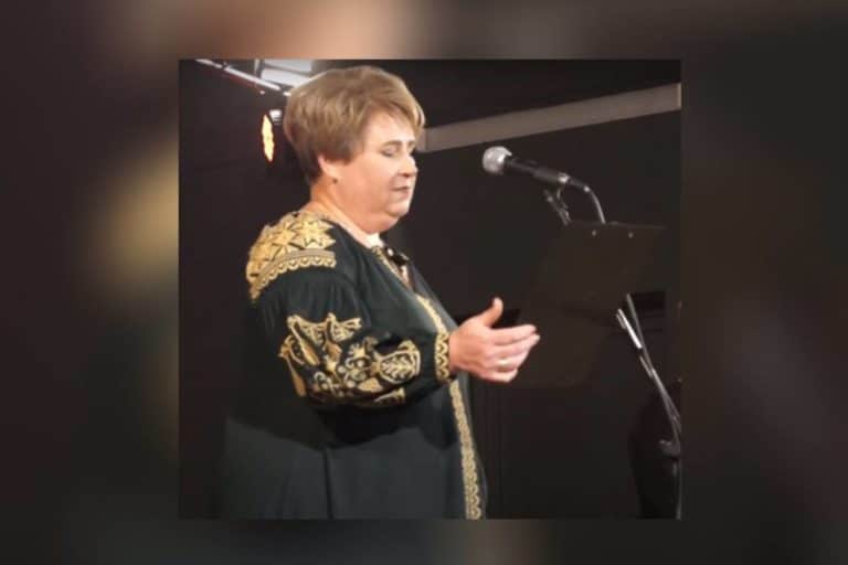 Маму загиблого пілота Наталію Тарабалку з Коломиї нагородили орденом княгині Ольги