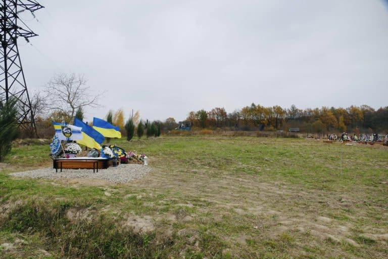 На калуському кладовищі готують окремий сектор для поховання ветеранів війни (ФОТО)