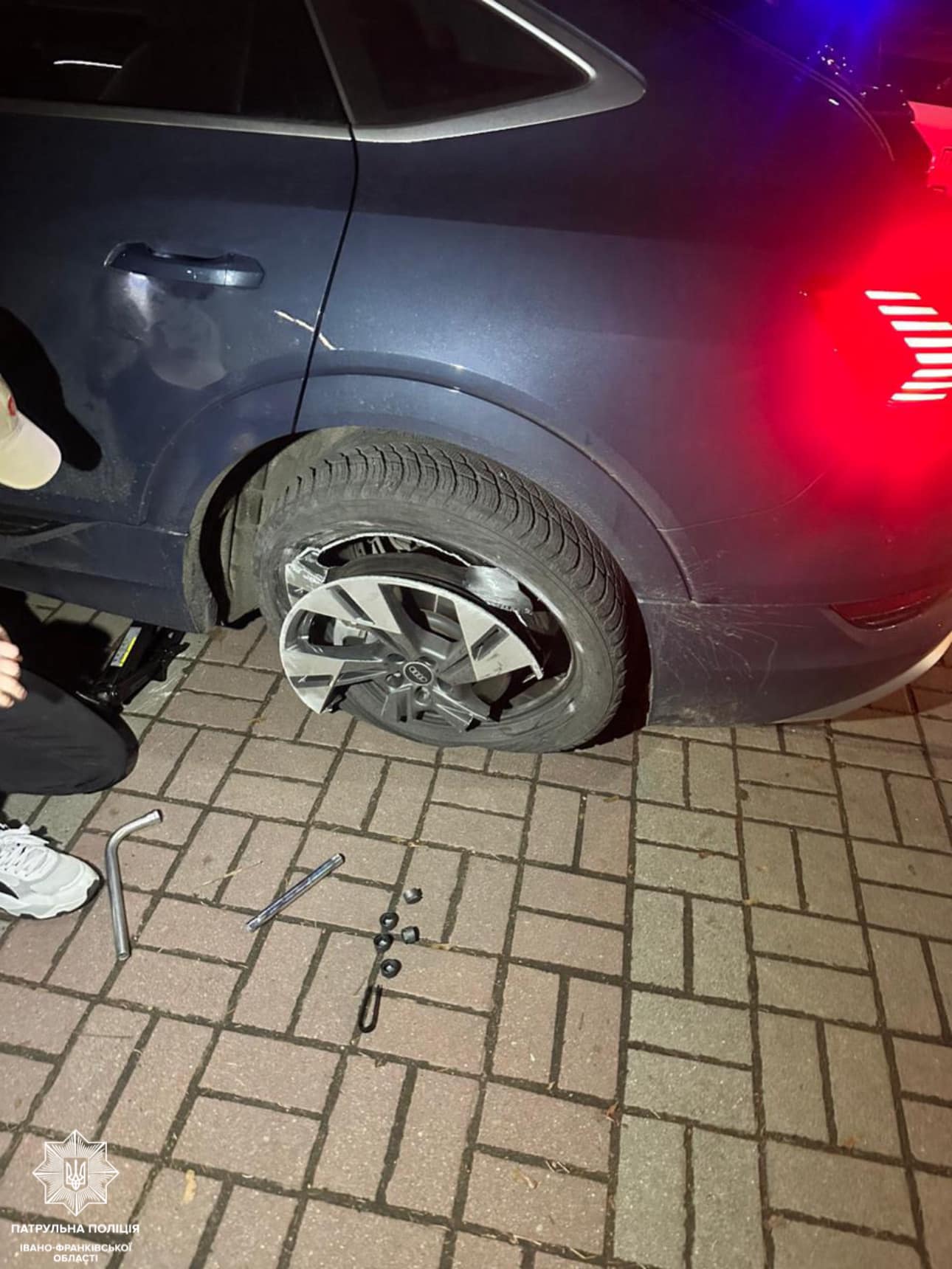 На Лепкого 23-річний водій розбив AUDI: ймовірно був нетверезий (ФОТО)