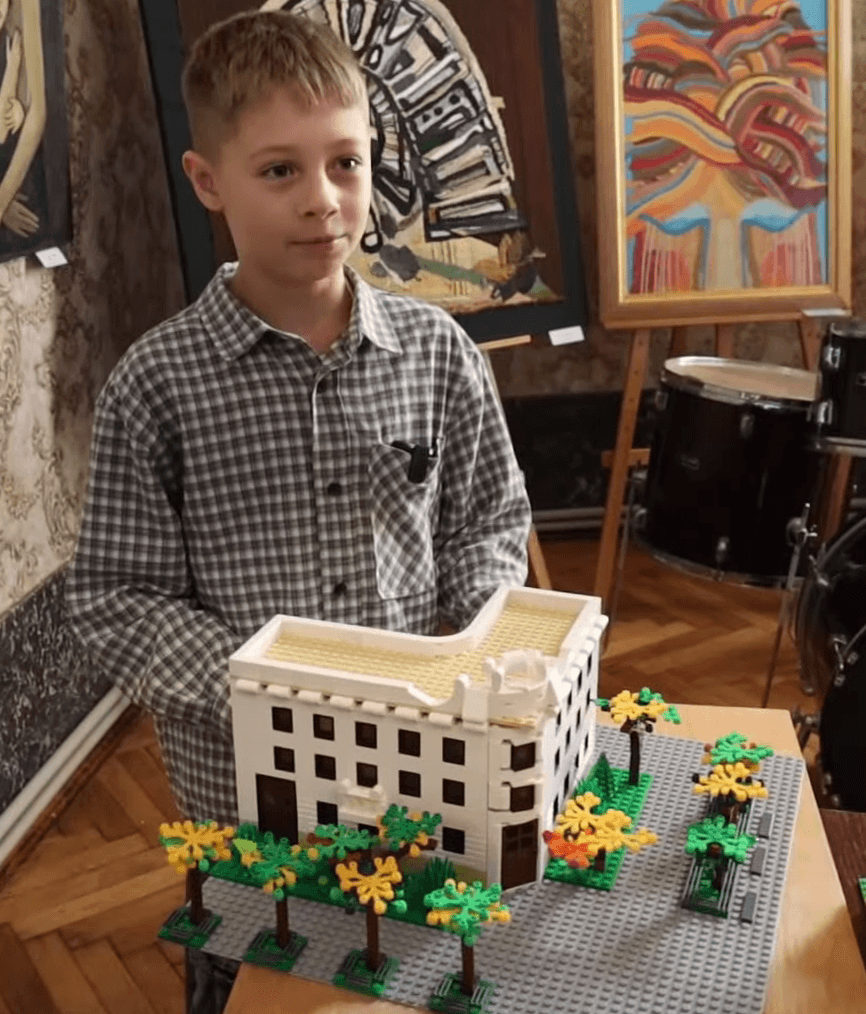 Денис Марченко LEGO Коломия