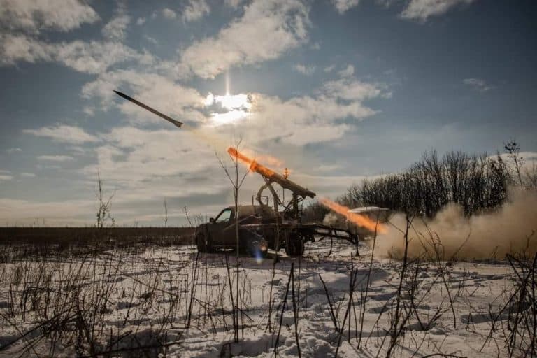 Генштаб повідомив про ураження НПЗ, нафтобази та низки об’єктів росіян на окупованих територіях