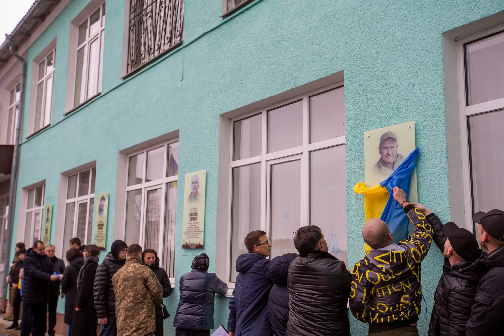 У Чернієві відкрили пам’ятні дошки чотирьом полеглим захисникам (ФОТО)