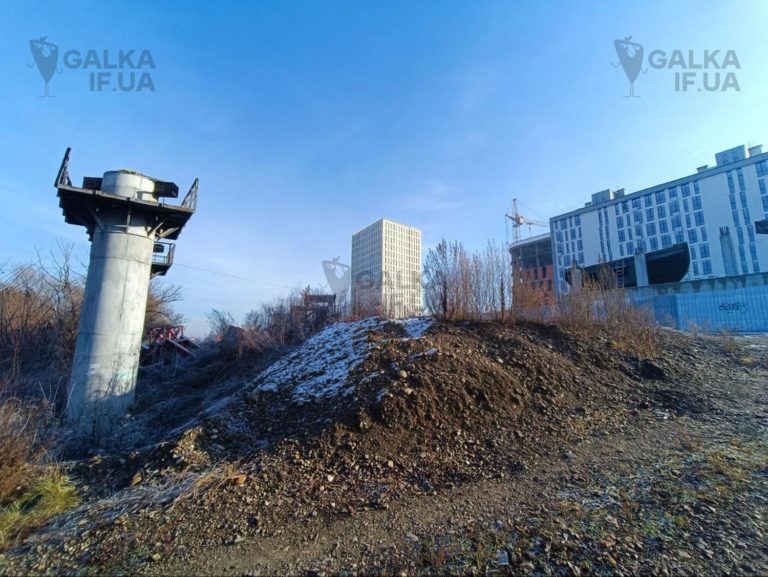 Марцінків назвав нові строки, коли можна буде пройтися новим мостом на Пасічну