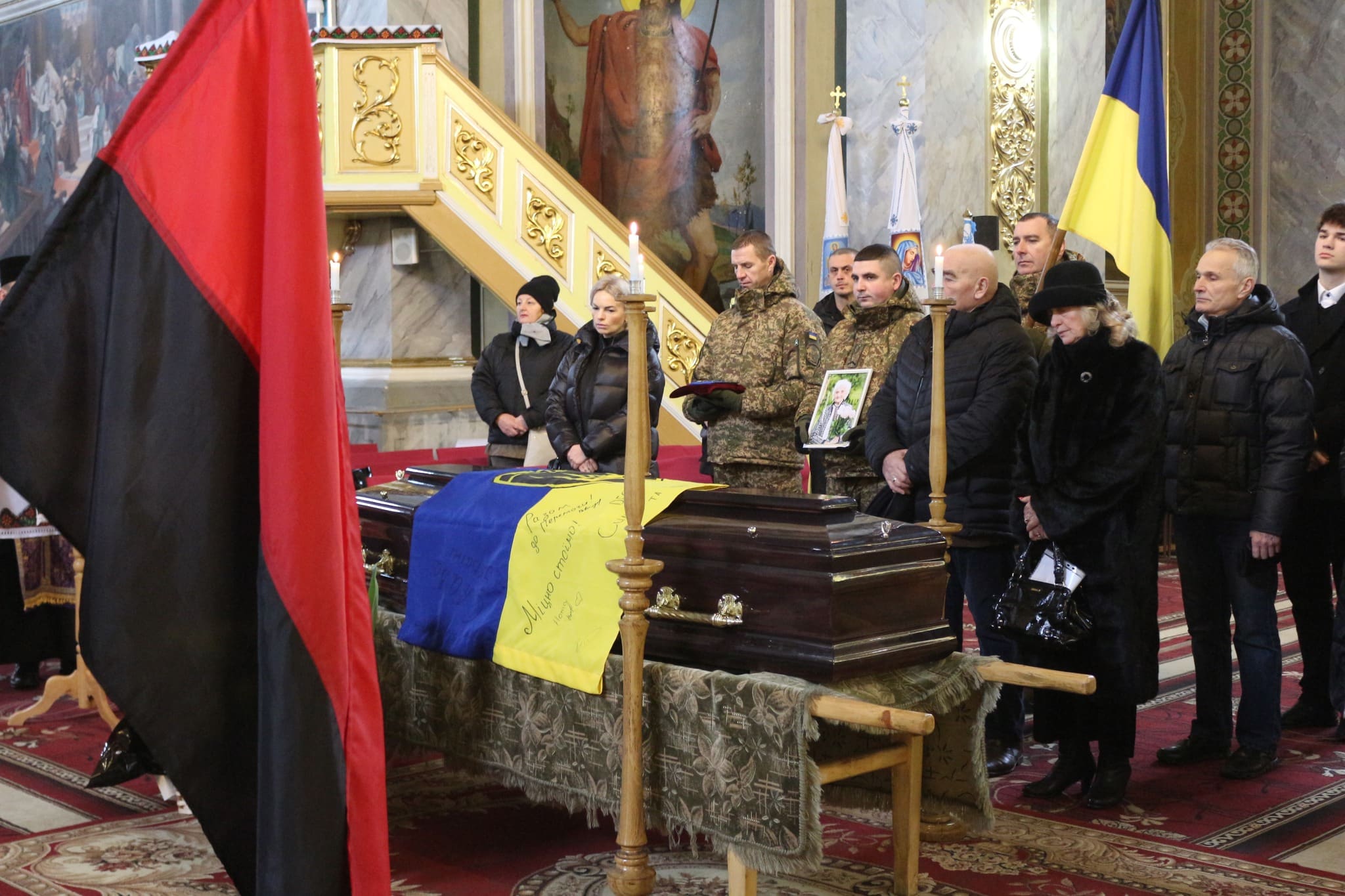 У Коломиї попрощалися зі зв’язковою УПА Ангелиною Паламар (ФОТО)