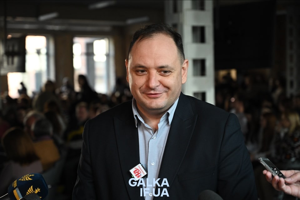 “Прихильникам ЛГБТ не місце в католицькому університеті”, — Марцінків підтримав УКУ у конфлікті зі студенткою