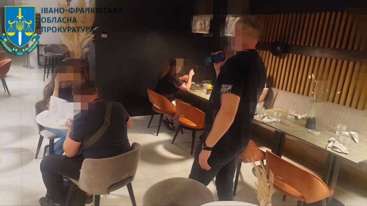 Квартира в центрі Франківська та BMW: прокуратура передала до суду справу експосадовиці податкової (ФОТО)